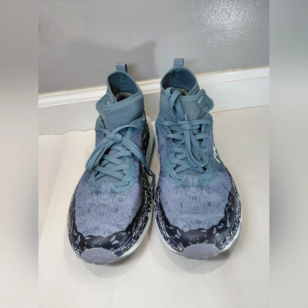 HOKA Speedgoat 6 Gtx Women Size 9B Trail Running Shoes - Picture 2 of 10